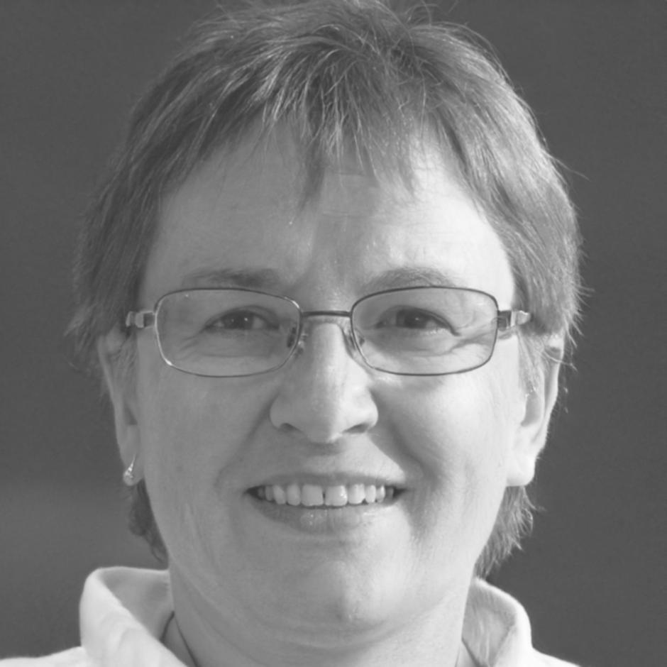 Instructor Olena Shevchenko